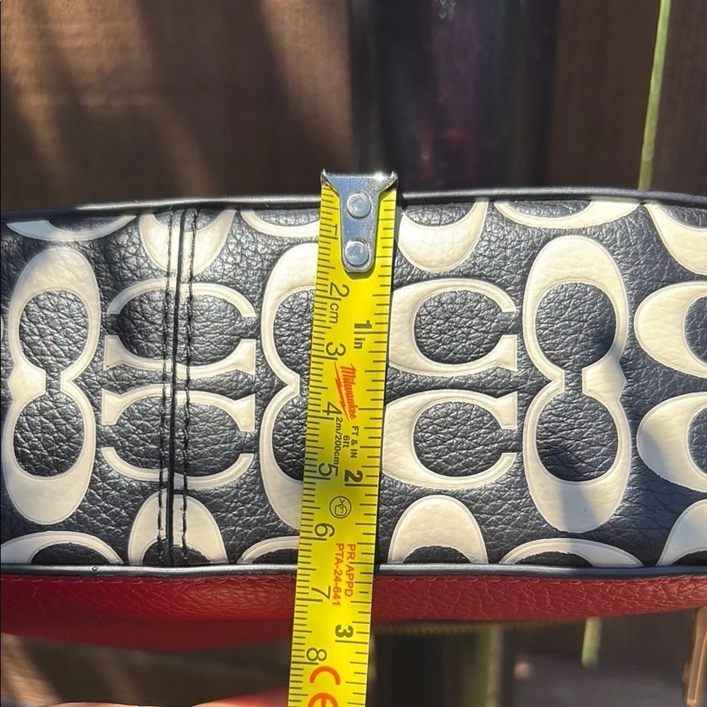 Limited Edición Disney Coach Crossbody Bag in Red and Black with Stylish Design